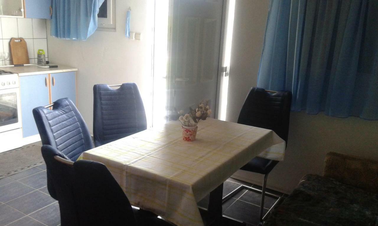 Apartmani Marija Starigrad Paklenica Dış mekan fotoğraf